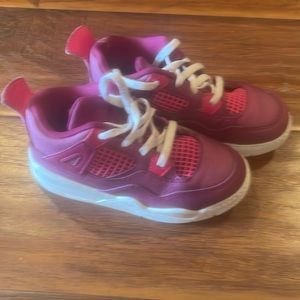 Jordan Retro 4